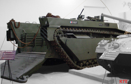 De LVT4 in het Musée des Blindés, in Saumur (F).