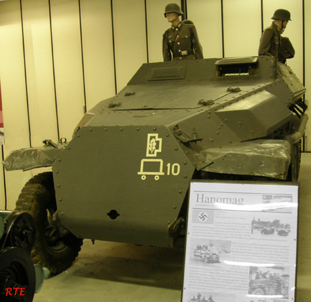 Sd.Kfz.251/8, Mittlere Krankenpanzerwagen, Ausf.C, in Bovington.