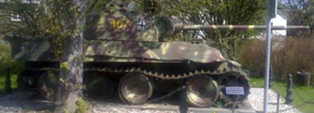 Panzer V Ausf. G  ( Panther tank ), Grandmenil (B).