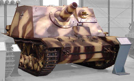 Sturmpanzer IV, Sd. Kfz. 166, Brummbär in Munster (D).