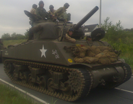 medium tank M4(105) "Spit Oil", tank museum Brussel.