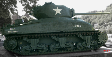 M4A1(76)w , Falaise (F).
