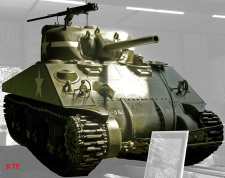  M4A4, de Sherman V in Overloon (NL)